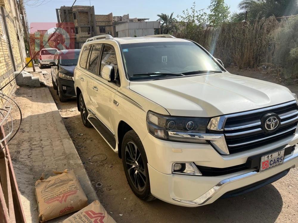 تويوتا لاندكروزر